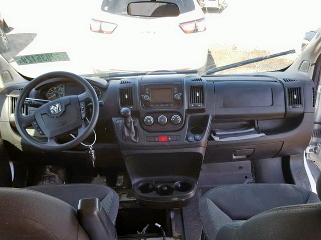 3C6TRVAG5JE103698 - 2018 RAM PROMASTER 白色 照片 9