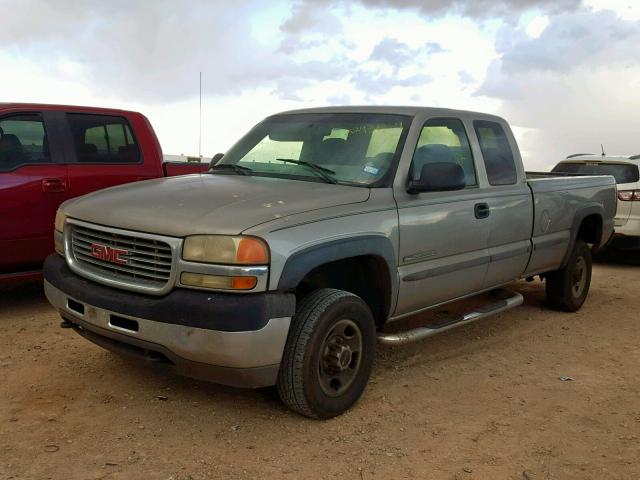 1GTHC29U11E319925 - 2001 GMC SIERRA C25 TAN photo 2