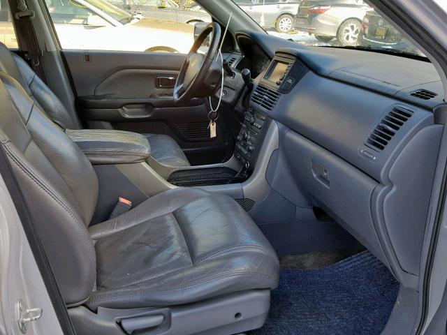 2HKYF18705H546512 - 2005 HONDA PILOT EXL SILVER photo 5