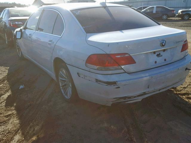 WBAHN83547DT65565 - 2007 BMW 750 WHITE photo 3