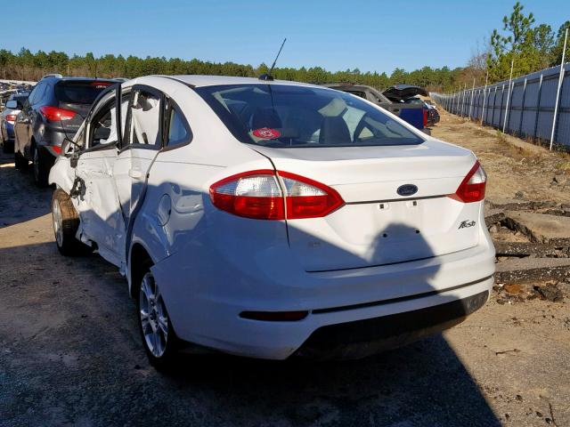 3FADP4BJ2GM103198 - 2016 FORD FIESTA SE WHITE photo 3