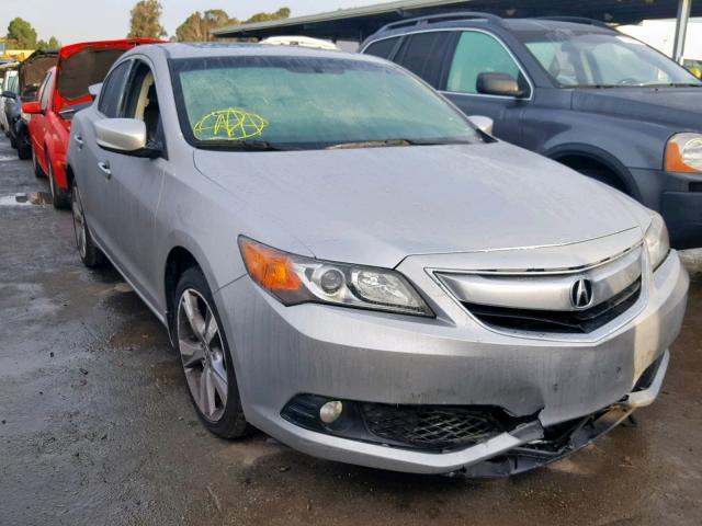 19VDE1F72DE010581 - 2013 ACURA ILX 20 TEC SILVER photo 1