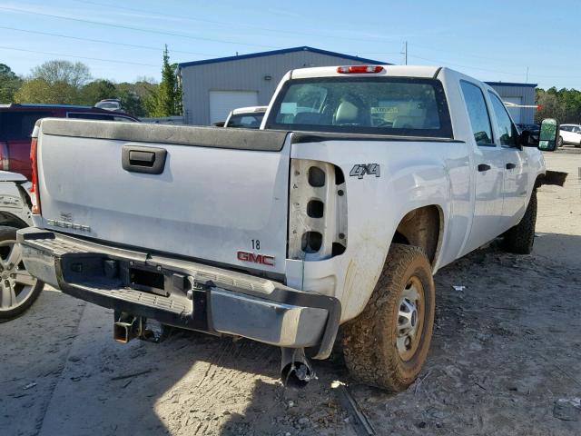 1GT12ZC84CF114489 - 2012 GMC SIERRA K25 WHITE photo 4