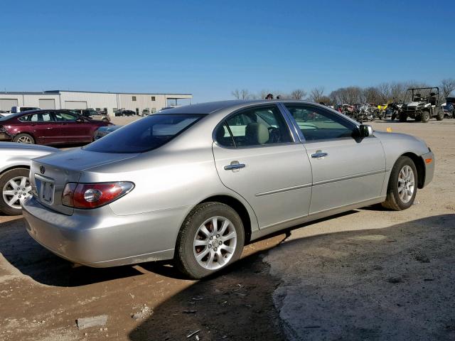 JTHBA30G145012511 - 2004 LEXUS ES 330 SILVER photo 4