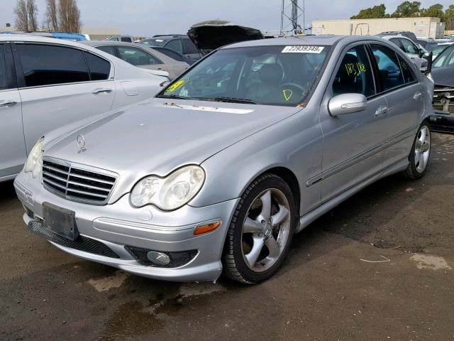WDBRF40J15F611020 - 2005 MERCEDES-BENZ C 230K SPO SILVER photo 2