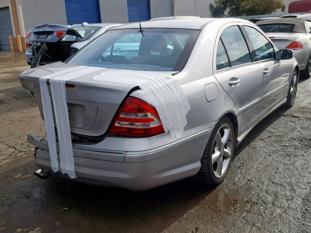 WDBRF40J15F611020 - 2005 MERCEDES-BENZ C 230K SPO SILVER photo 4