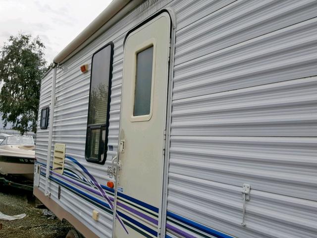 4EZFS3023YS039235 - 2000 SPRT TRAVEL TLR WHITE photo 5