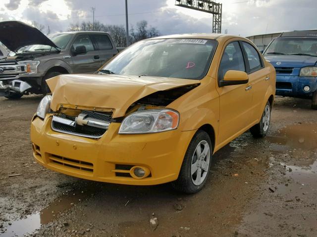 KL1TG56E79B402468 - 2009 CHEVROLET AVEO LT YELLOW photo 2