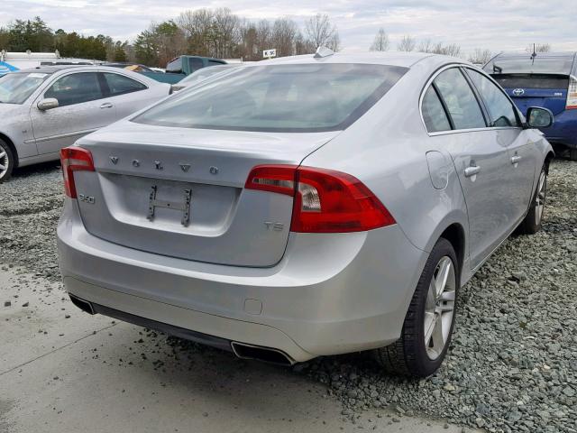 YV1612FS1E2295918 - 2014 VOLVO S60 T5 SILVER photo 4