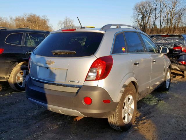 3GNAL2EK3ES558093 - 2014 CHEVROLET CAPTIVA LS SILVER photo 4