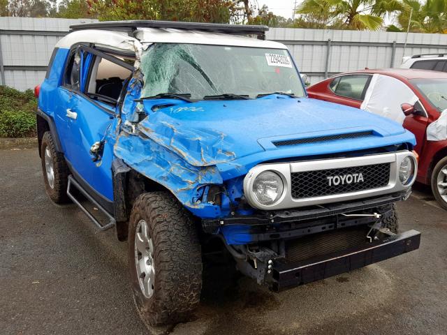 JTEBU11F070043202 - 2007 TOYOTA FJ CRUISER BLUE photo 1