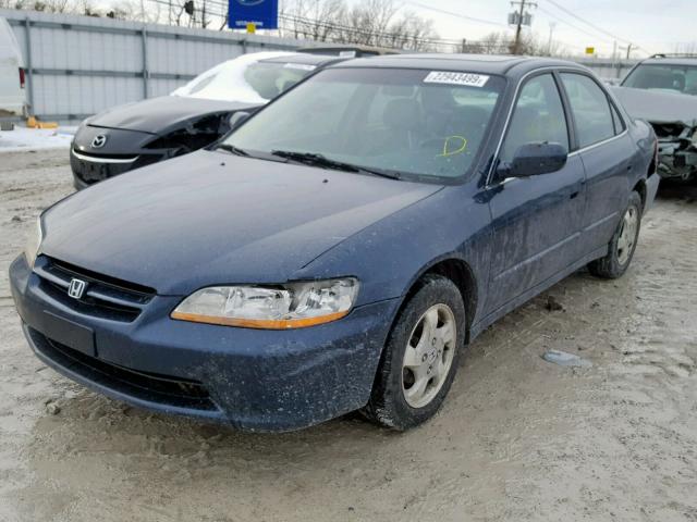 1HGCG5659XA061684 - 1999 HONDA ACCORD EX BLUE photo 2