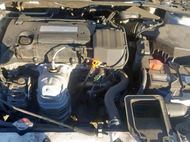 1HGCR2F57FA179644 - 2015 HONDA ACCORD SPO WHITE photo 7