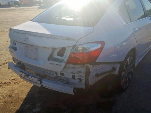 1HGCR2F57FA179644 - 2015 HONDA ACCORD SPO WHITE photo 9