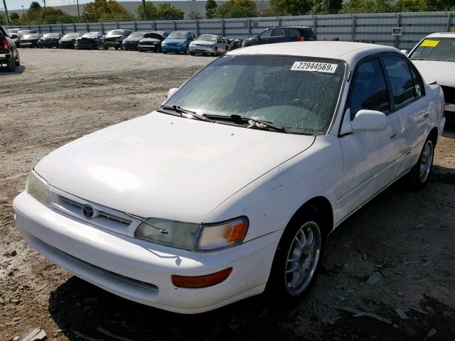 1NXBB02E3TZ388880 - 1996 TOYOTA COROLLA DX WHITE photo 2