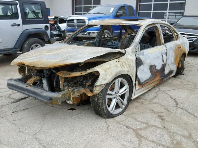 1VWBN7A32EC107436 - 2014 VOLKSWAGEN PASSAT SE BURN photo 2