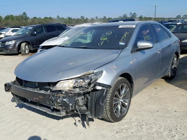 4T1BF1FKXFU486240 - 2015 TOYOTA CAMRY LE SILVER photo 2