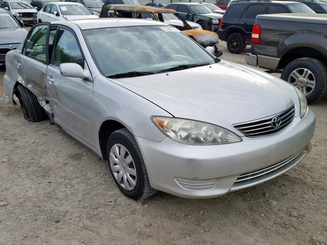 4T1BE32K85U392053 - 2005 TOYOTA CAMRY LE SILVER photo 1