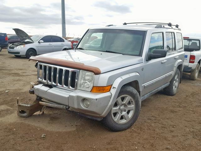 NM205273 - 2006 JEEP COMMANDER SILVER photo 2