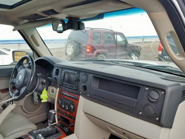 NM205273 - 2006 JEEP COMMANDER SILVER photo 9