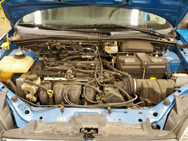 1FAHP34N87W218061 - 2007 FORD FOCUS ZX4 BLUE photo 7