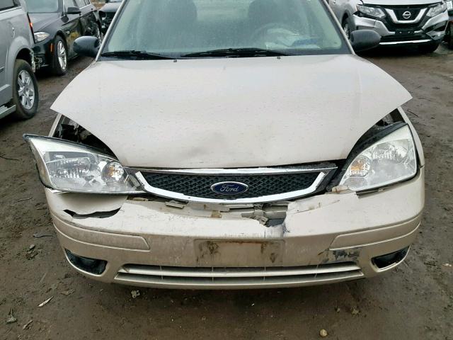 1FAHP34N07W338095 - 2007 FORD FOCUS ZX4 TAN photo 9