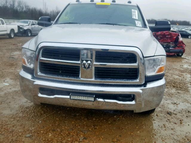 3D73M4CL1AG177318 - 2010 DODGE RAM 3500 SILVER photo 9