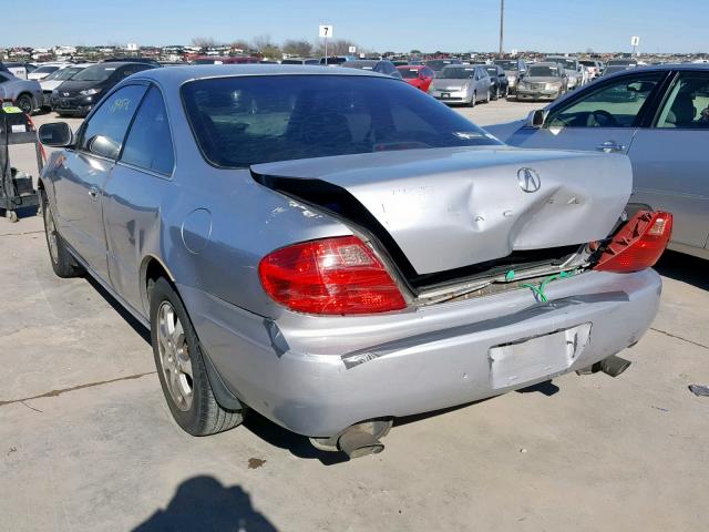 19UYA42571A034238 - 2001 ACURA 3.2CL SILVER photo 3