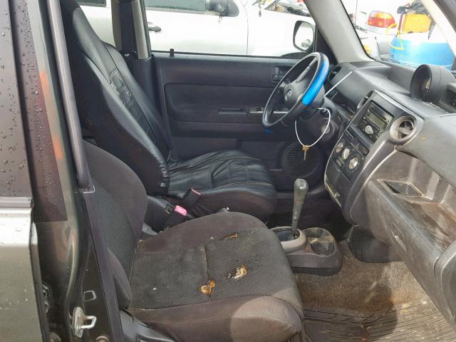 JTLKT324150176990 - 2005 TOYOTA SCION XB GREEN photo 5