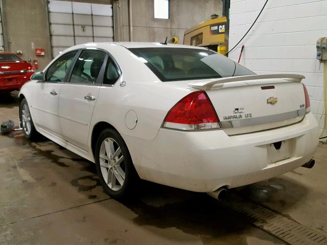 2G1WU57M191256355 - 2009 CHEVROLET IMPALA LTZ WHITE photo 3