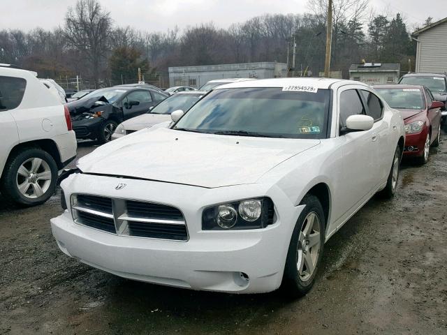 2B3CA4CD3AH258513 - 2010 DODGE CHARGER WHITE photo 2