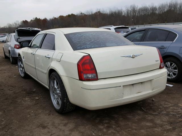 2C3JA43RX5H623541 - 2005 CHRYSLER 300 WHITE photo 3