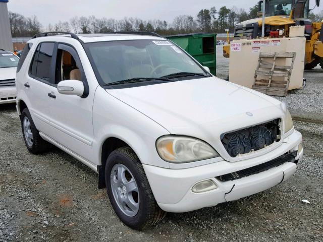 4JGAB54EX2A370351 - 2002 MERCEDES-BENZ ML 320 WHITE photo 1