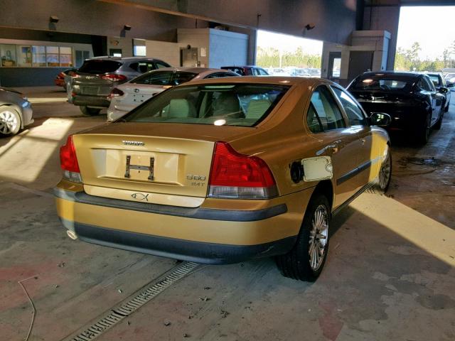 YV1RS58D712015570 - 2001 VOLVO S60 2.4T GOLD photo 4