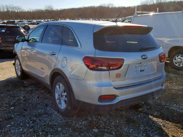 5XYPG4A3XKG477400 - 2019 KIA SORENTO LX SILVER photo 3