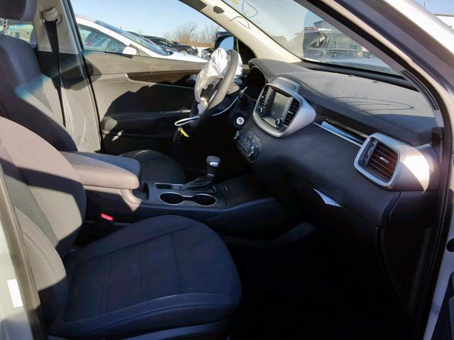 5XYPG4A3XKG477400 - 2019 KIA SORENTO LX SILVER photo 5