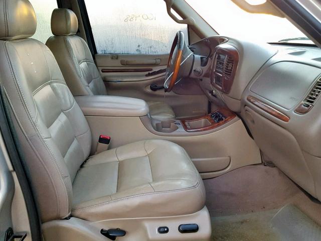 5LMEU27A5YLJ24840 - 2000 LINCOLN NAVIGATOR Braun Foto 5