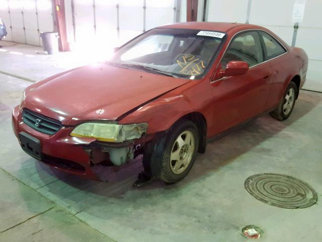 1HGCG3249XA025477 - 1999 HONDA ACCORD LX RED photo 2