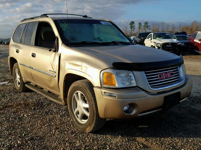 1GKDT13S362349523 - 2006 GMC ENVOY TAN photo 1