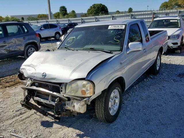 1N6DD26S3YC387533 - 2000 NISSAN FRONTIER K SILVER photo 2