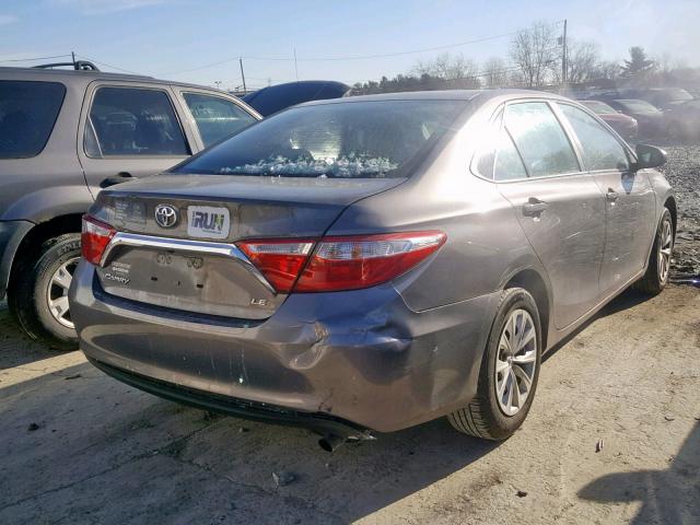 4T4BF1FK7GR574928 - 2016 TOYOTA CAMRY LE GRAY photo 4