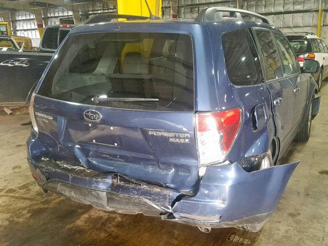 JF2SHAEC4DH441620 - 2013 SUBARU FORESTER L BLUE photo 4