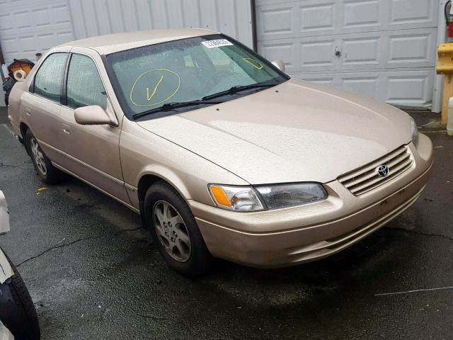 JT2BF28K8X0194546 - 1999 TOYOTA CAMRY LE 金色 照片 1