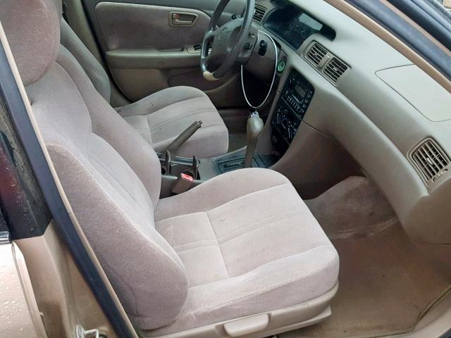 JT2BF28K8X0194546 - 1999 TOYOTA CAMRY LE 金色 照片 5
