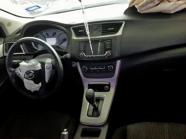 3N1AB7APXFY346254 - 2015 NISSAN SENTRA S 银色 照片 9