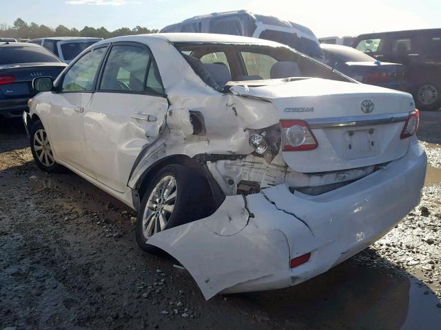 JTDBU4EE0B9156322 - 2011 TOYOTA COROLLA BA WHITE photo 3