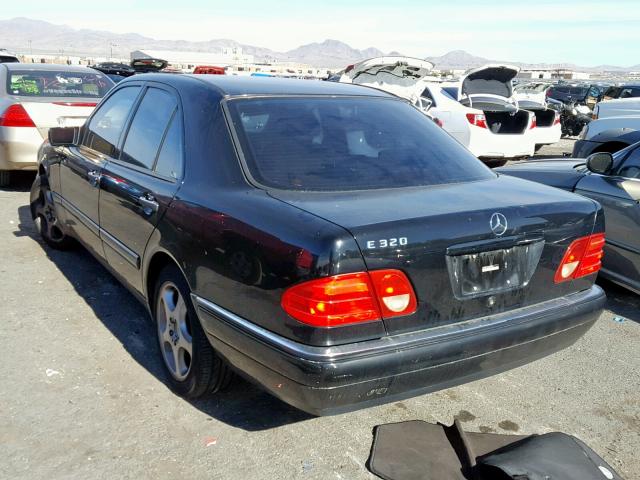 WDBJF65H5XA879843 - 1999 MERCEDES-BENZ E 320 BLACK photo 3