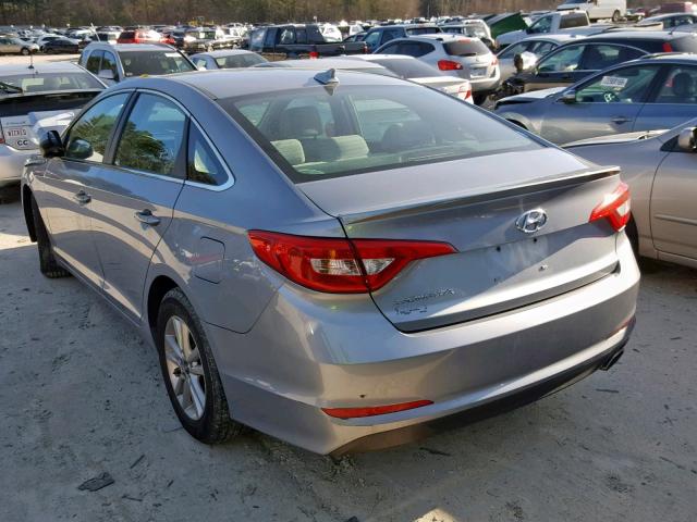 5NPE24AF9GH392595 - 2016 HYUNDAI SONATA SE SILVER photo 3