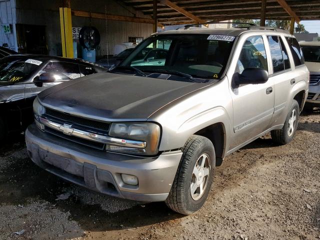 1GNDS13S922138178 - 2002 CHEVROLET TRAILBLAZE SILVER photo 2