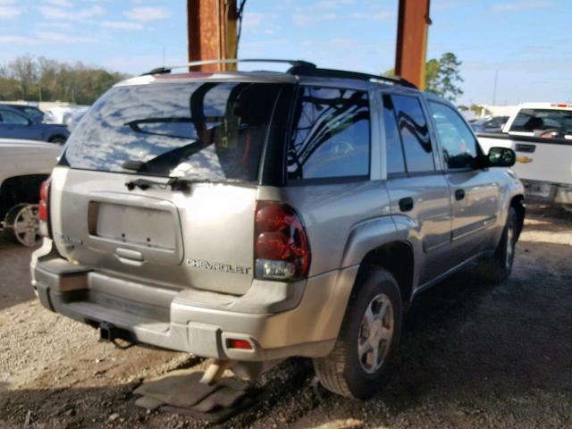 1GNDS13S922138178 - 2002 CHEVROLET TRAILBLAZE SILVER photo 4